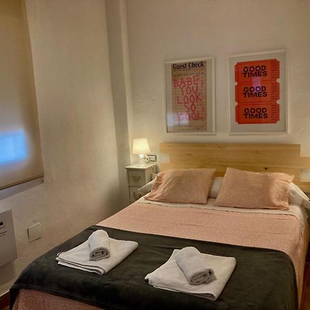 Apartamento Del Rio Pinos Genil Luaran gambar